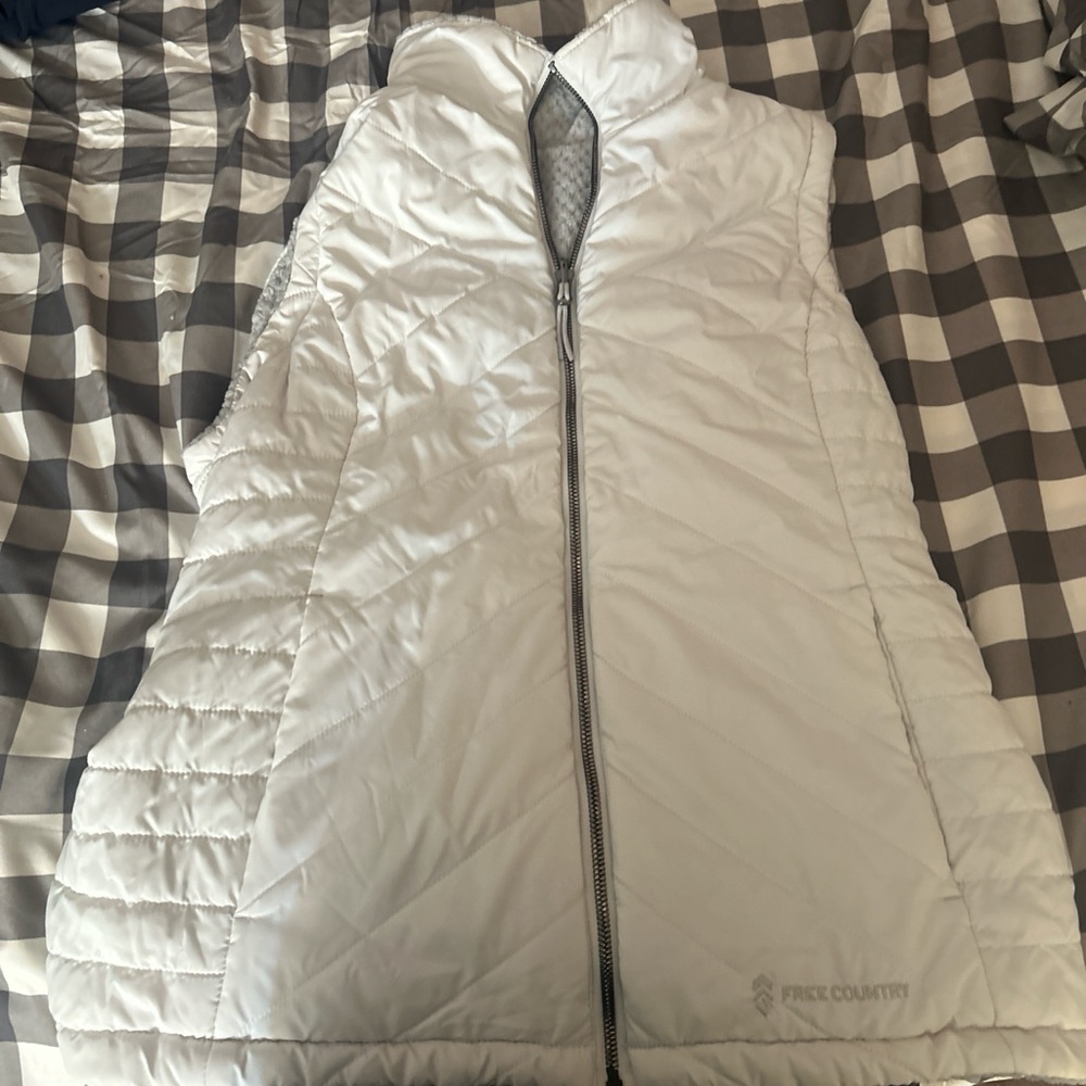 Free Country Women's Light Gray Puffer Vest